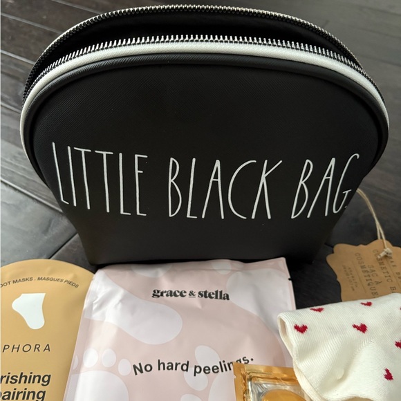 Little Black Bag Accessory Set - Picture 2 of 3